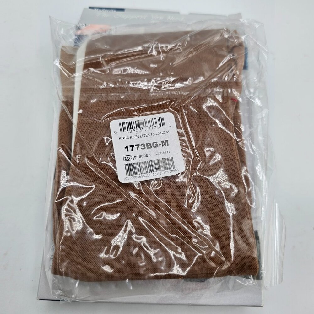 NWT Women's TRUFORM Lites Sheer Knee High Stocking 15-20 mmHg (Beige) Medium - Picture 6 of 6
